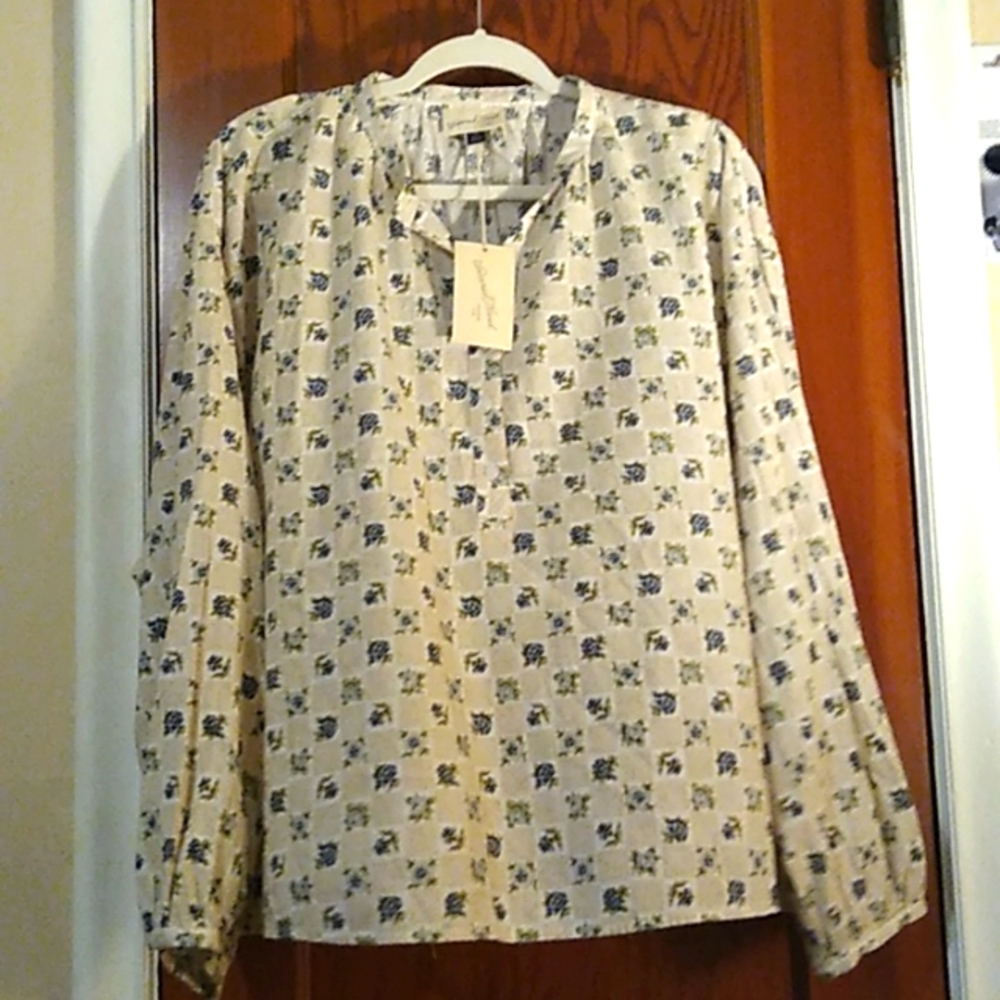 Universal Thread Floral Blouse - Cream and Blue